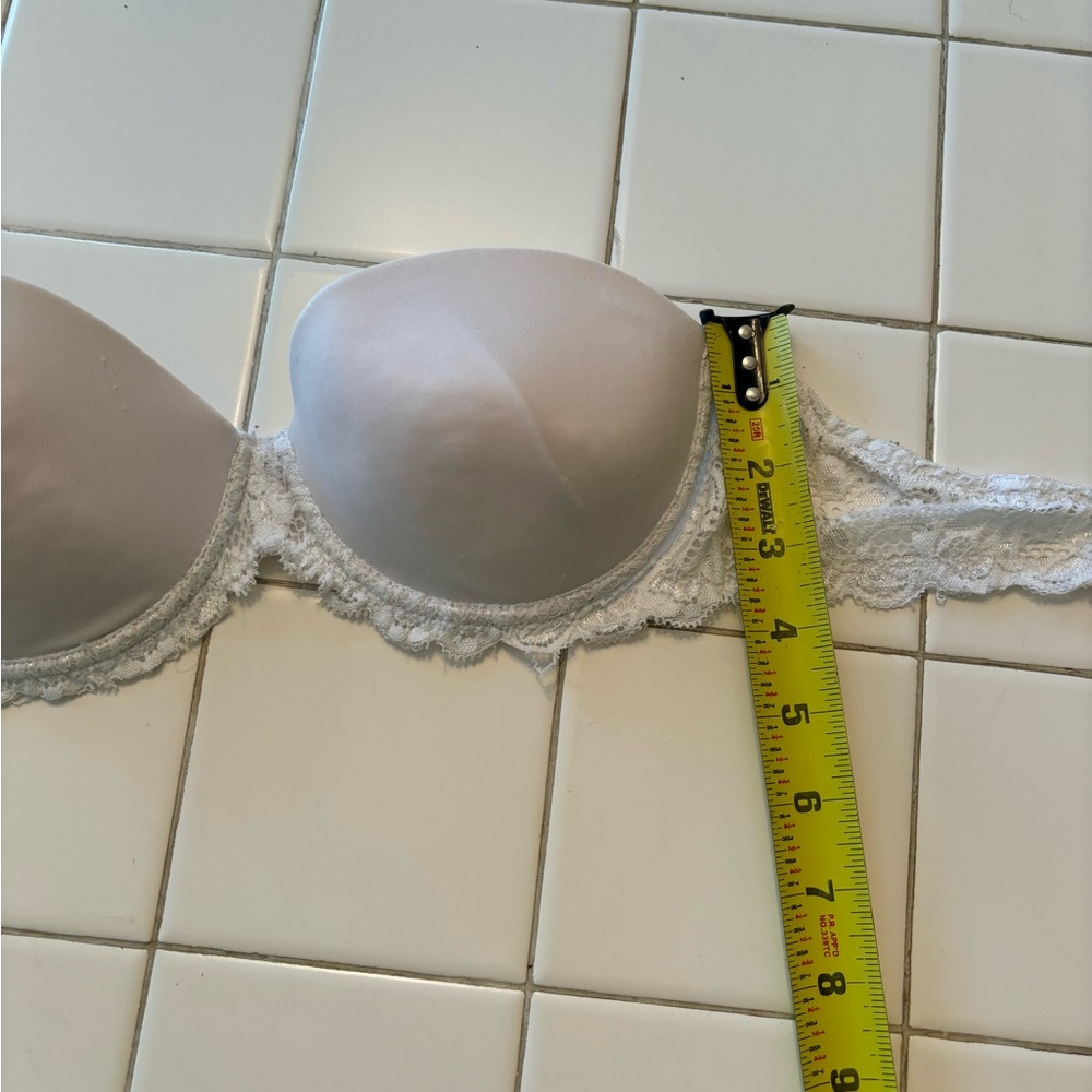 Secret Treasures white strapless bra lace detail 34d sexy - Picture 7 of 13
